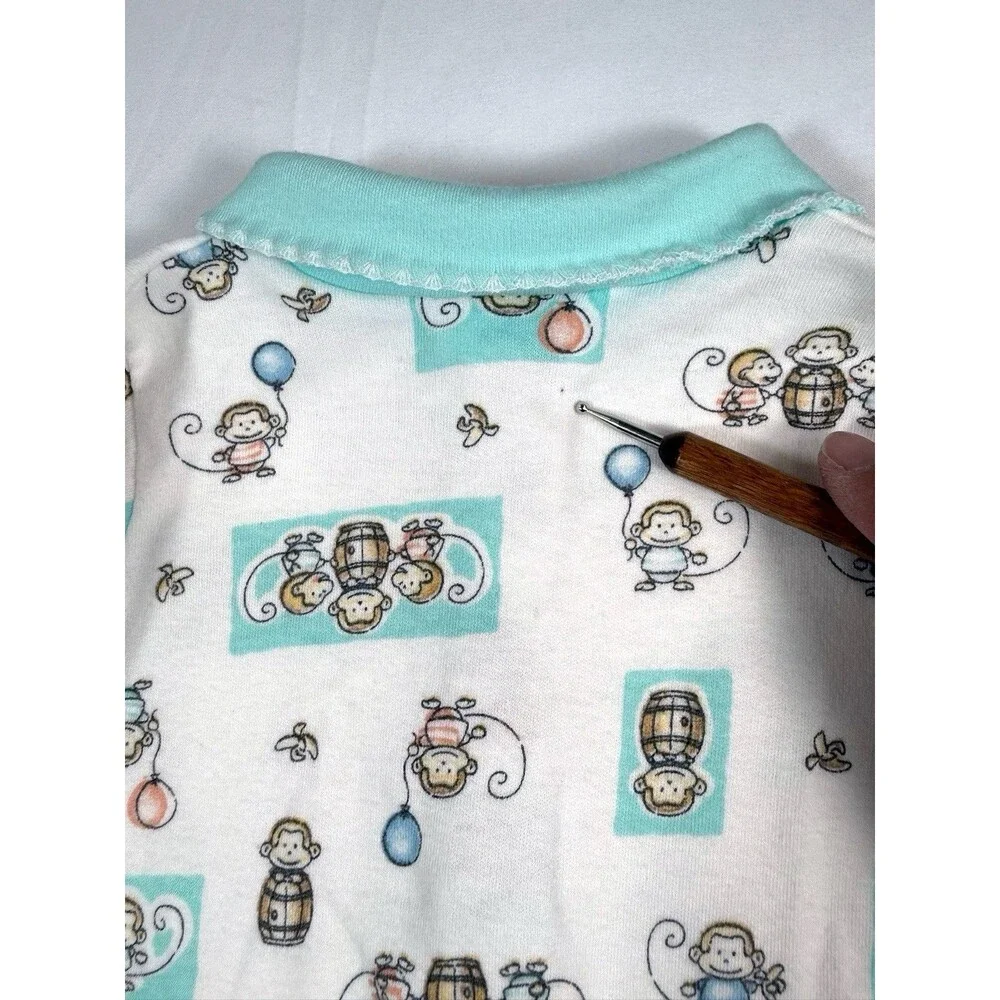 VINTAGE CARTERS Unisex Monkey Print Footed Sleeper Pajamas Size 6‎ Months